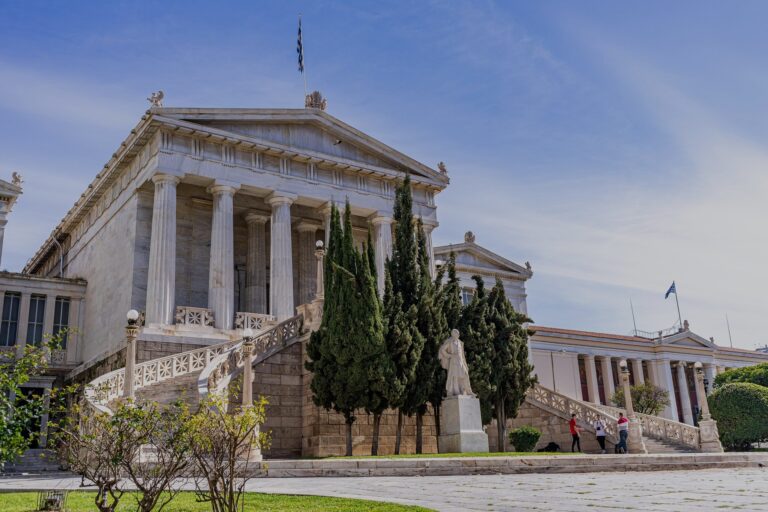 dominickvietor-university-5188610_1920