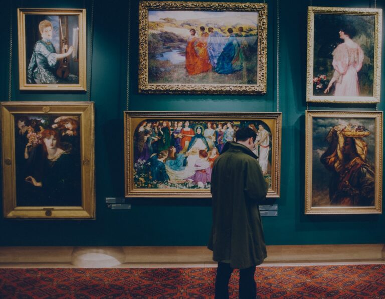 stocksnap-man-2590655_1920