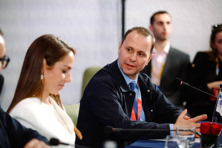 Στεγαστική κρίση:  Δημοπράτηση 20 ακινήτων του Δημοσίου για κοινωνικές κατοικίες και εθνική στρατηγική με πακέτο 43 διαφορετικών μέτρων