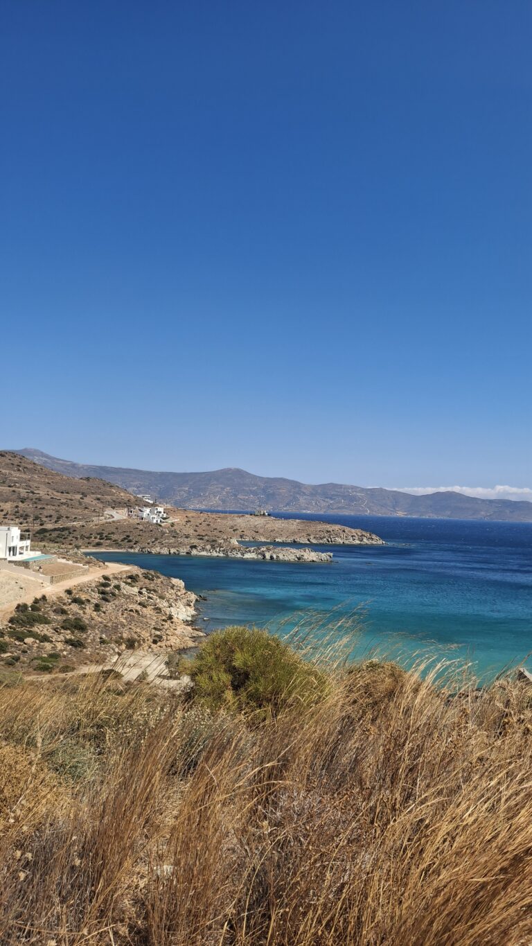 Οι ξένοι «απογειώνουν» το luxury real estate
